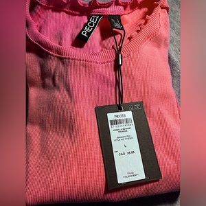 Pieces Brand Strawberry Pink Women’s Size Large T-Shirt NWT